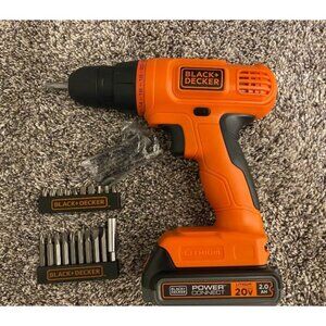 20V MAX* POWERECONNECT Cordless Drill/Driver + 30 pc. Kit
